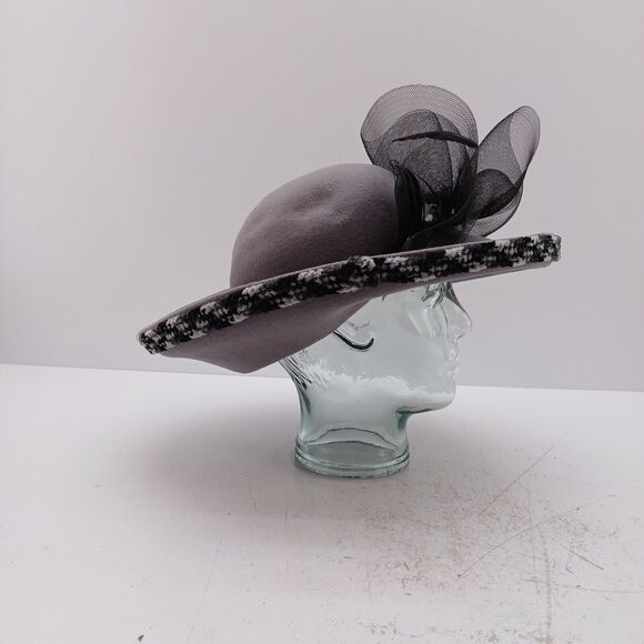 Fascinator Headpiece Hat Wedding Fashion Cap W/ Feathers and netting 100% Wool - Picture 6 of 11
